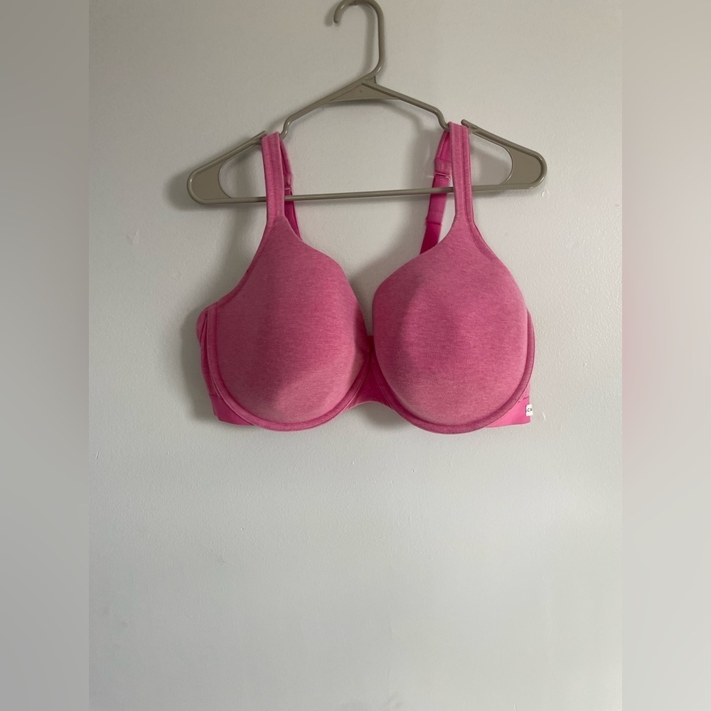 Cacique Vibrant Pink lightly lined tshirt bra with underwire size 44DDD